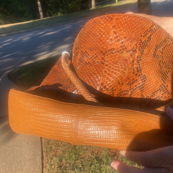 Designer custom python/lizard shoulder bag - Picture 5 of 7
